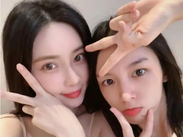 周也笑称孟子义像行走的零食库，姐妹情谊藏不住