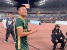 泰山队4-2力克浙江：卡扎伊什维利戴帽破僵局，王钰栋双响难挽败局