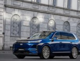 吉利银河M9大六座旗舰SUV官图首发：科技与豪华的巅峰碰撞