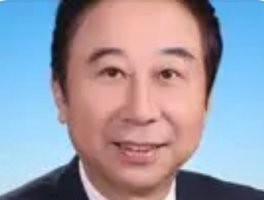 冯巩获新身份，开启艺术人生新征程