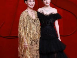 杨幂孙俪鞠婧祎美貌同框，国内女星风采尽显