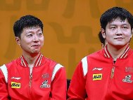 马龙称樊振东比自己强