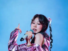 小沈阳女儿登台唱跳被吐槽跑调