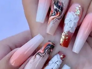 高端穿戴甲在海外卖爆了：美甲文化的全球化之路