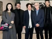 范冰冰德国获总理接见：低调着装展现东方优雅