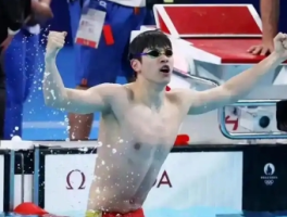 祝贺！潘展乐夺得400米自由泳金牌