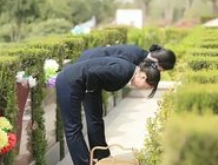 00后职业扫墓人：一场关于生死观的代际对话